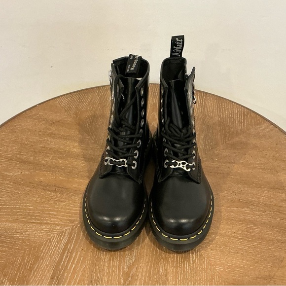 Dr Martens 1460 Lace-Up Boot - Picture 7 of 8